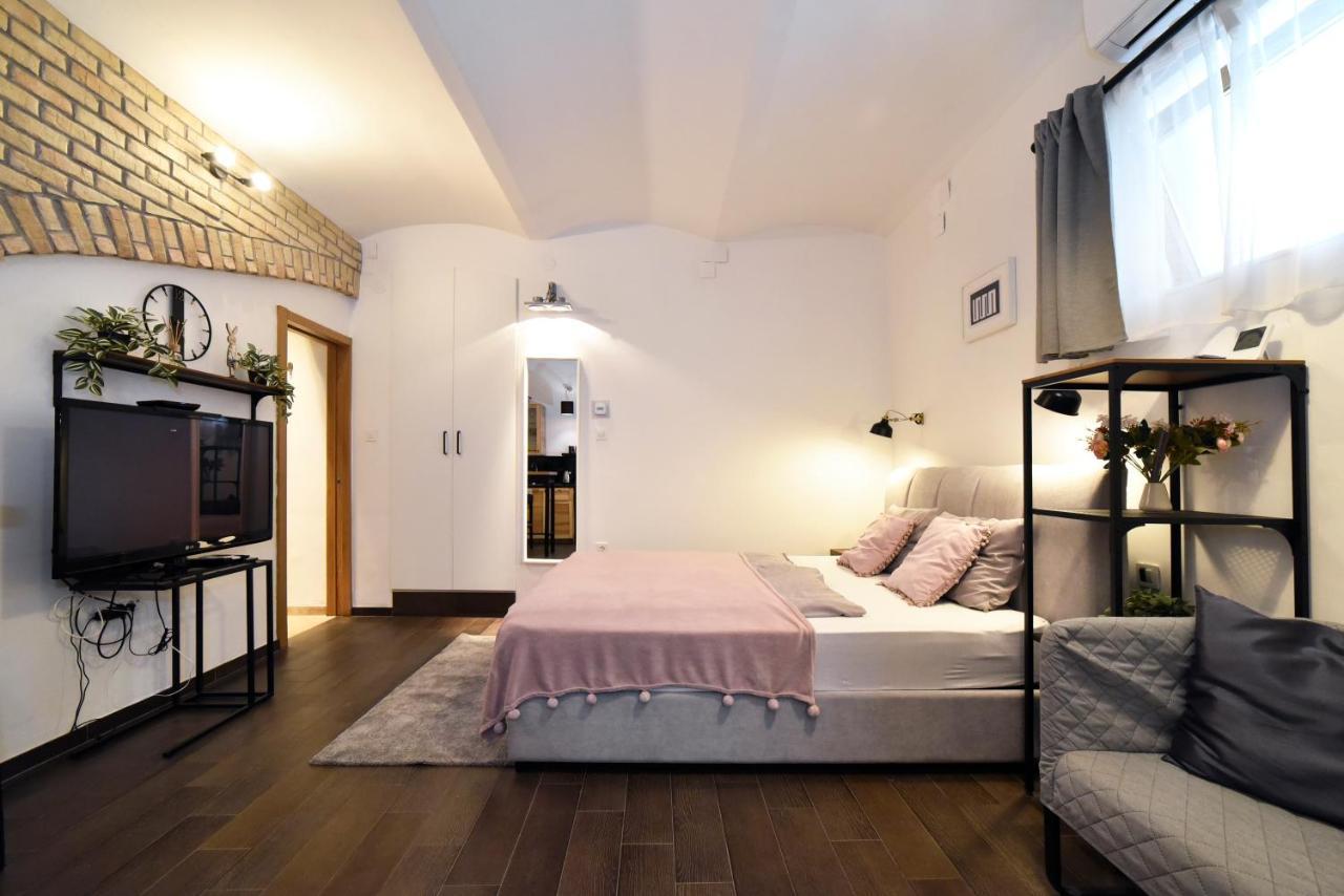 Manuela Varsavska Studio Apartments Zagreb Eksteriør bilde