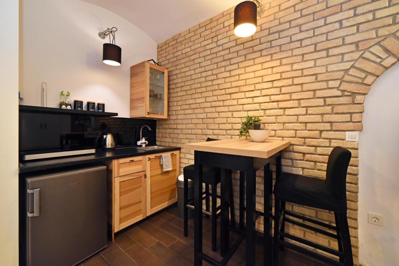 Manuela Varsavska Studio Apartments Zagreb Eksteriør bilde