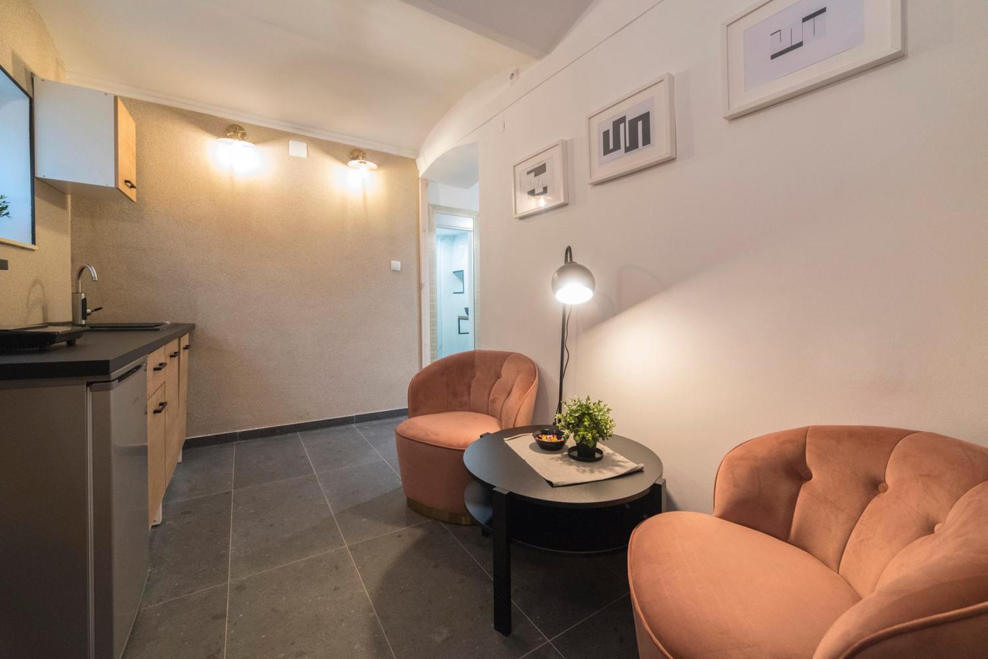 Manuela Varsavska Studio Apartments Zagreb Eksteriør bilde
