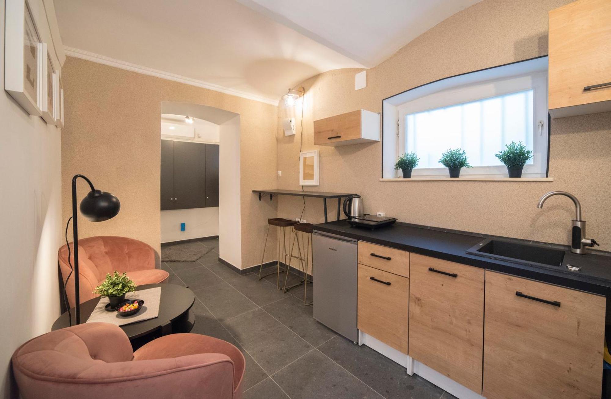 Manuela Varsavska Studio Apartments Zagreb Eksteriør bilde