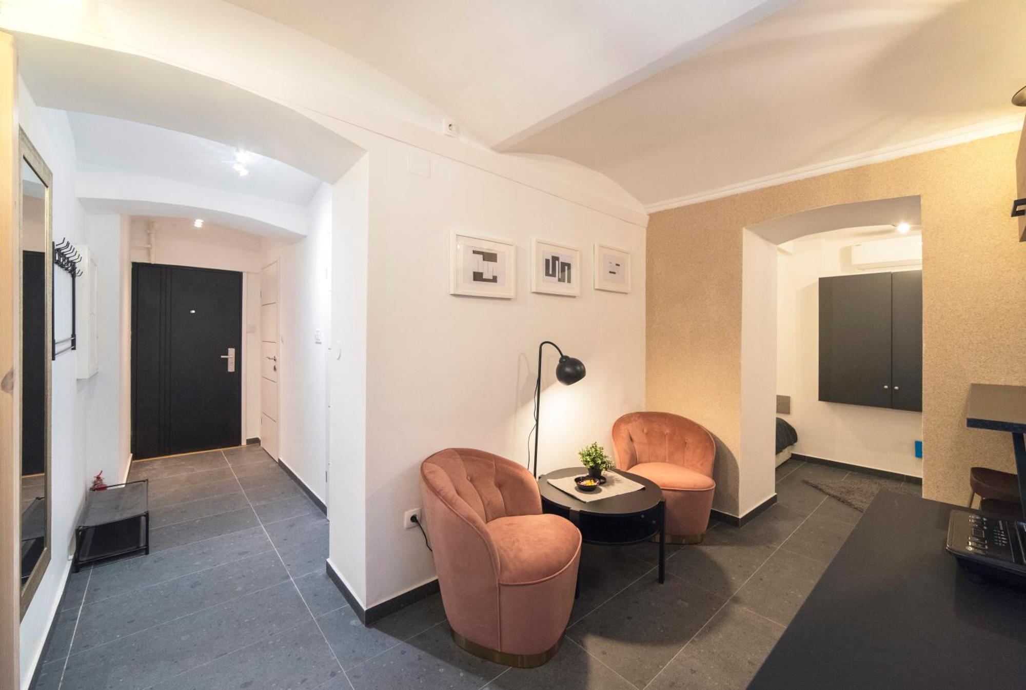 Manuela Varsavska Studio Apartments Zagreb Eksteriør bilde
