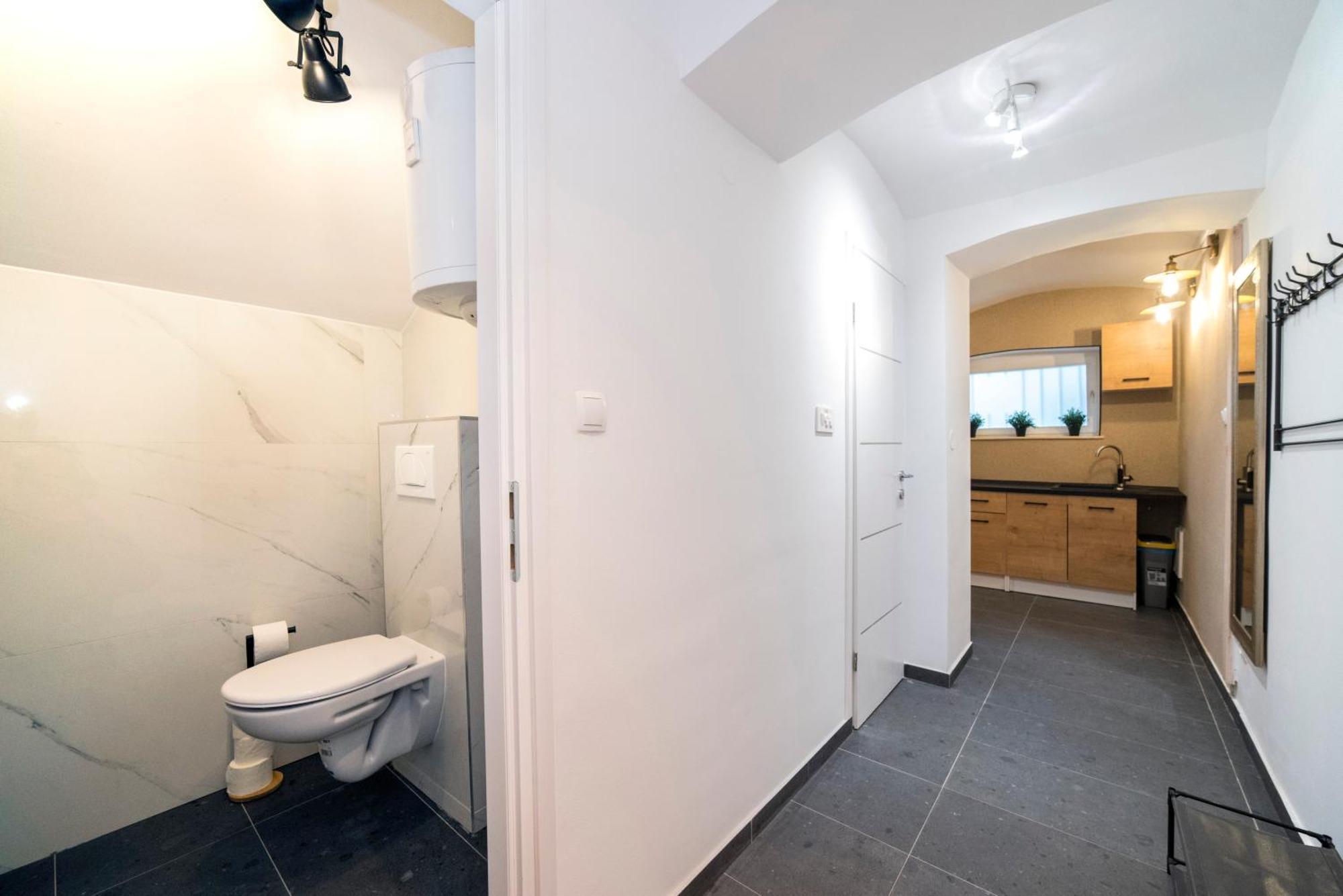 Manuela Varsavska Studio Apartments Zagreb Eksteriør bilde