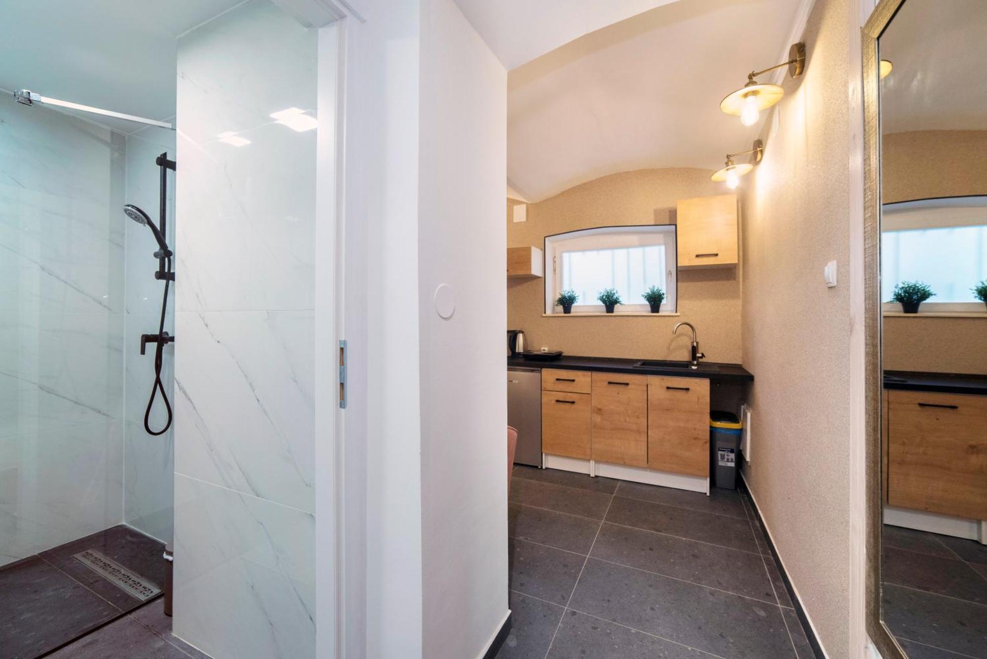 Manuela Varsavska Studio Apartments Zagreb Eksteriør bilde